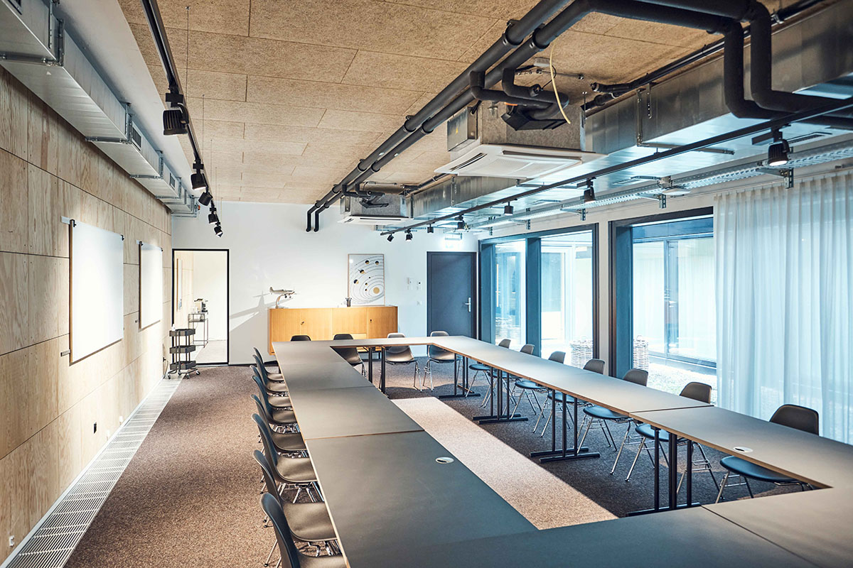 BAYOONET - Standort Basel Meeting Raum